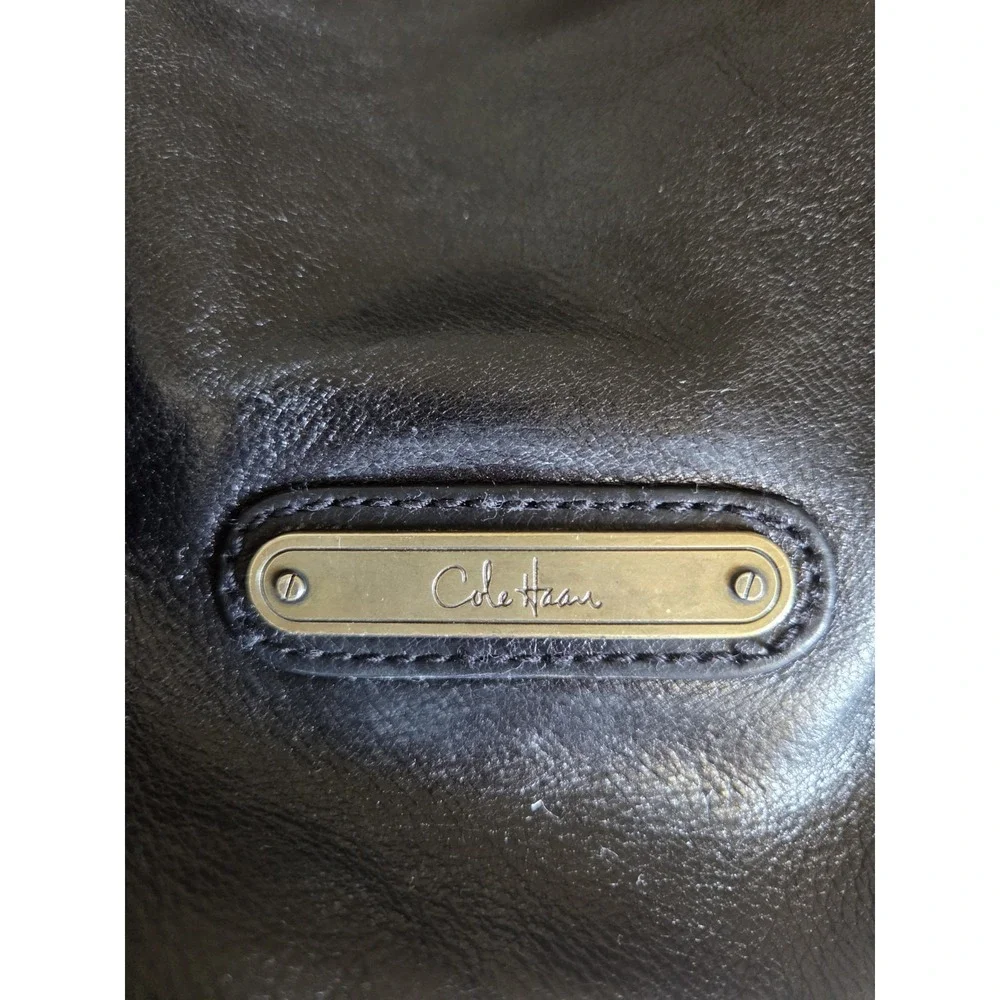 Cole Haan Hobo Vintage Village Soft II Pebble Leather Bag Black / Gold‎ Hardware